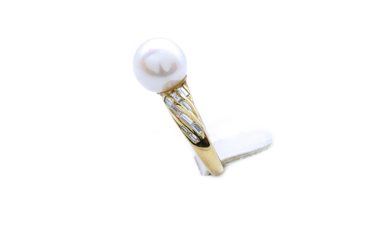 ANELLO DAMIANI PERLA E DIAMANTI