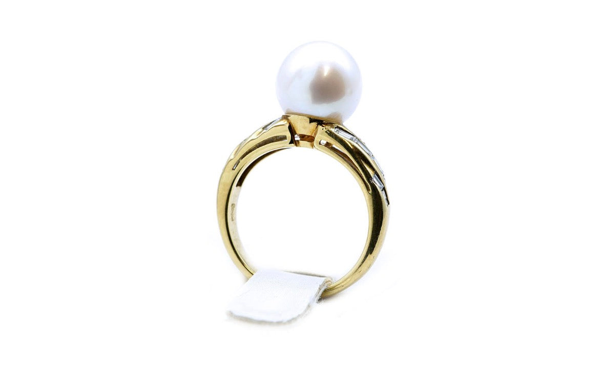 ANELLO DAMIANI PERLA E DIAMANTI
