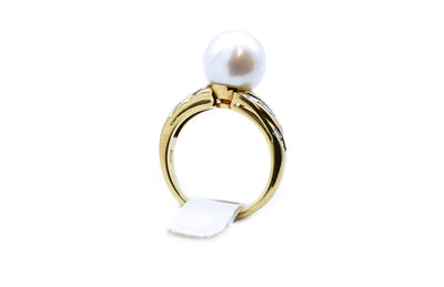 ANELLO DAMIANI PERLA E DIAMANTI