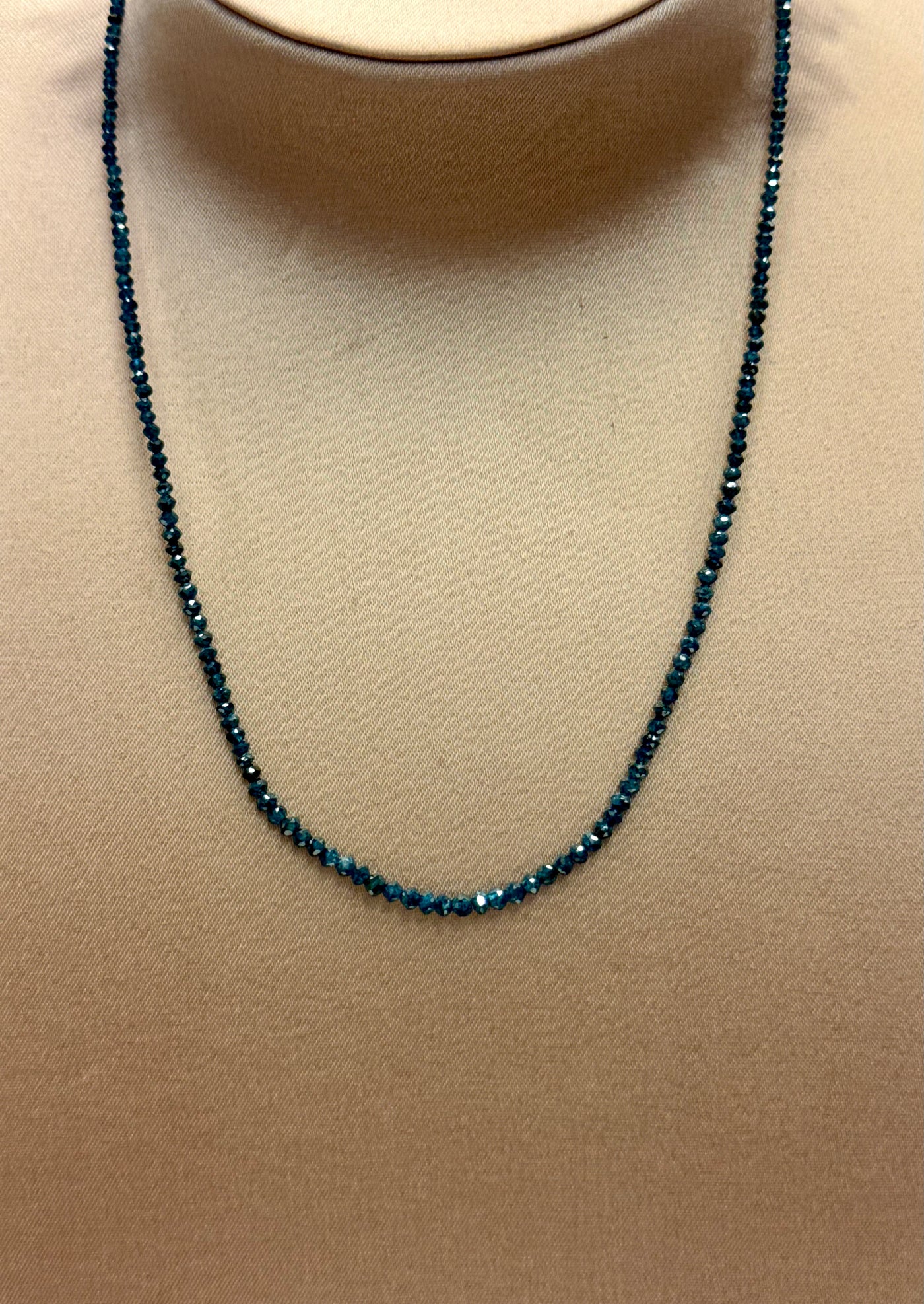 COLLANA DIAMANTI BLU